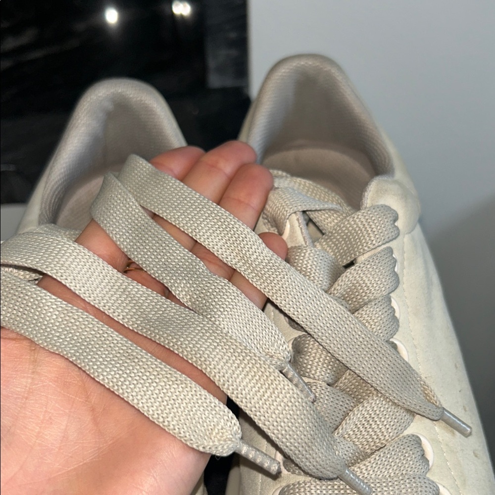 Alexander McQueen cream suede sneakers - Picture 11 of 11